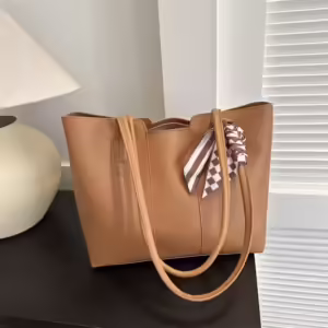 New Arrival Women's Shoulder Bag Luxury PU Lining Vintage Handbag Popular Large Capacity Tote Bags with Scarves